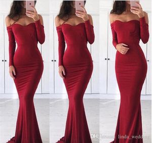 2019 robe de soirée rouge à manches longues gaine dos nu sur l'épaule longue tenue de vacances formelle robe de soirée de bal sur mesure, plus la taille