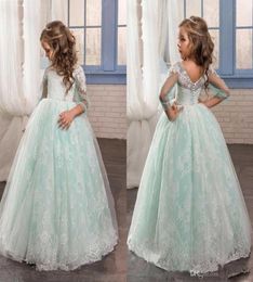 2017 Robe de fille de fleur vert menthe romantique pour les mariages Tulle avec dentelle dos ouvert robe de bal robes de première communion pour gi2858899