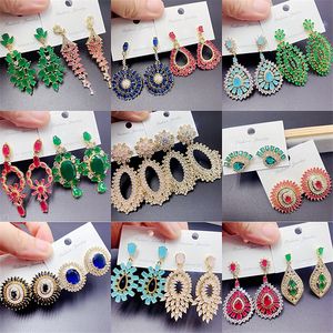 Zware industrie Zirkoon Dangle Oorbellen voor Dames Mode Overdreven Kleur Rhinestone Bohemen Eardrop Gemstone Flash Boren Sieraden