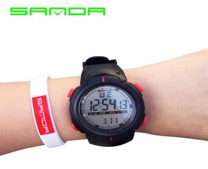Sanda Fashion Men Sports Montres sportives avec 50m imperméable Outdoor Fun Digital Watch Swimming Diving Wristwatch Reloj Hombre Montre3575669