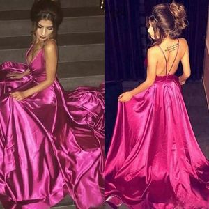 2017 Sexy Fuchsia Dubai Prom Jurken Lange Goedkope Spaghetto Criss Cross Back Formal Jurken Party Avond Wear EN12122