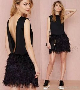 2022 Sexy Little Black Girls Feather Party Jurken Cocktailjurken Avond Mini Backless Satin Fashion Korte Formele Homecoming voor vrouwen