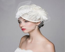 2017 Hat de chanvre vintage Autruche Hair Banquet Party Bridal Head Decoratedsinamay Kentucky Derby Hats8408425