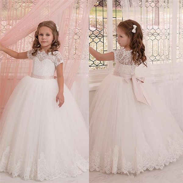 Vestidos de niñas de flores blancas para bodas Vestido de bautismo de encaje con manga casquillo de joya Hasta el suelo Vestido de princesa con fajas