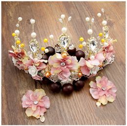 2018 Goedkope Bling Bling Set Crowns Ketting Oorbellen Legering Crystal Lovertjes Bruids Sieraden Accessoires Bruiloft Tiaras Hoofpiezen Haar