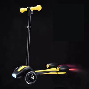 2018 fábrica de China al por mayor scooter de bebé/bicicleta de equilibrio de tres ruedas para niños/mini bicicleta de equilibrio/scooter de patada de chorro con fuego de vapor