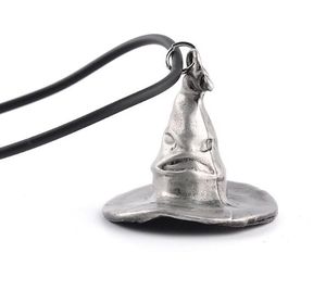 Klassieke Hogwarts School Magische Metalen Cap Hoed Hanger Kettingen Leren Ketting om je een magische ervaring te bieden Power Sieraden