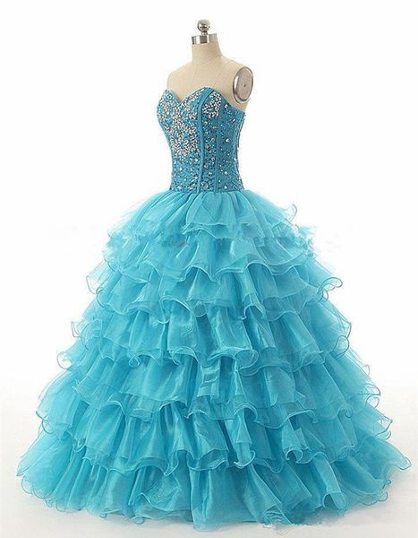 2018 Robes De Bal Élégantes Rose Rouge Bleu Robes De Quinceanera Avec Des Perles Appliques Sweet 16 Robes 15 Ans Robes De Bal QS1027