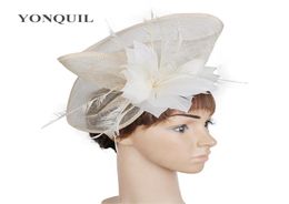 2018 Elegant Wedding Headwear Fancy Feather Flower Fascinators Party Tea Chaps Mesdames Sinamay Headpiece Hair Accessories Bandons 7738086