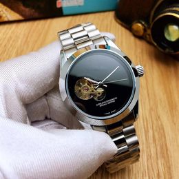 2018 Beroemde Design Fashion Men kijken goud zilveren roestvrijstalen hoogwaardige mannelijke kwarts horloges man date polshorloge business cla240a