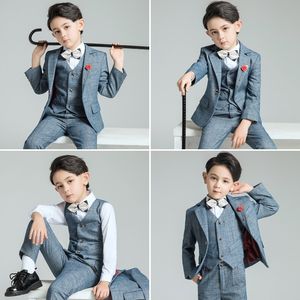 2018 Mode nieuwste ontwerp jongen polyester slijtage op maat gemaakt 3 stuks kinderen bruidegom bruidegom pakken jongens 'formele bruiloft / verjaardag tuxedos