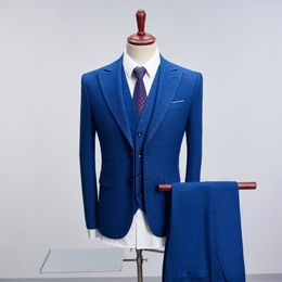 2018 Mode Mannen Past 3 Stuk (Jas + Vest + Pant) Bruiloft Tuxedo Groomsmen Beste Man Formele Buiness Pak voor Heren Blazer Male S-4XL