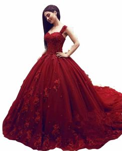 2022 Moda Dulce 16 Vestido de quinceañera Vestido de fiesta Encaje rojo oscuro Apliques florales en 3D Mascarada con cuentas de cristal Hinchado Baile largo Noche Ropa formal Vestidos