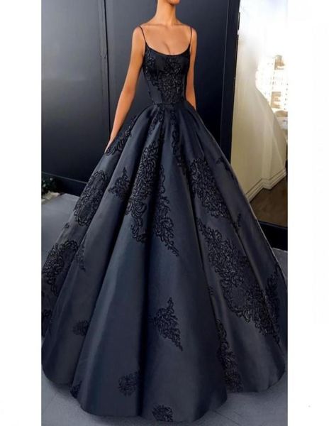 2018 Fashion Women New Diseñador de buena calidad Scoop Black Spaghetti Vestidos de novia Vestidos de novia Vestidos de novia3815460