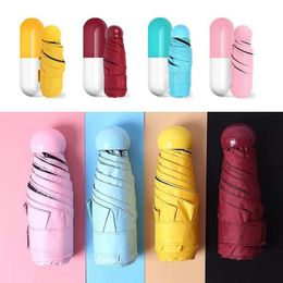 2018 Hot Capsule Case Paraplu Ultra Licht Mini Vouwen Paraplu Compacte Pocket Paraplu Winddichte Regenzon Parasols Geen Pakket 9pcs