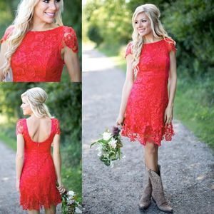 2018 goedkope bruidsmeisje jurken land korte mini boot juweel hals rood volledig kant een lijn plus size backless formele bruidsmeisje jurken