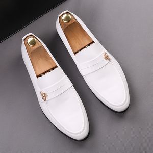 Engeland Style Men Business Pointed Teen Dress Shoes Fashion Dprinting Hoge hakken veter mannen trouwschoenen BMM314