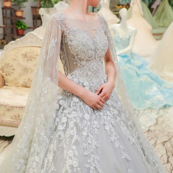 Robe de mariée en dentelle grise avec Cape perlée et cristal, col transparent, dos nu, en Tulle, à lacets, Photos réelles, sur mesure