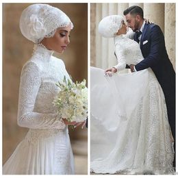 2018 Robes de mariée musulmanes de luxe 2018 Dubaï Manches à manches longues en dentelle Appliques Bridal Vestidos de Novia 242b
