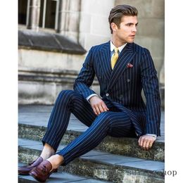 2018 hommes costume 2 morceaux à double boutonnage costumes à rayures marine Studice de mariage pour hommes Slim Fit Tuxedos (veste + pantalon) C18122501