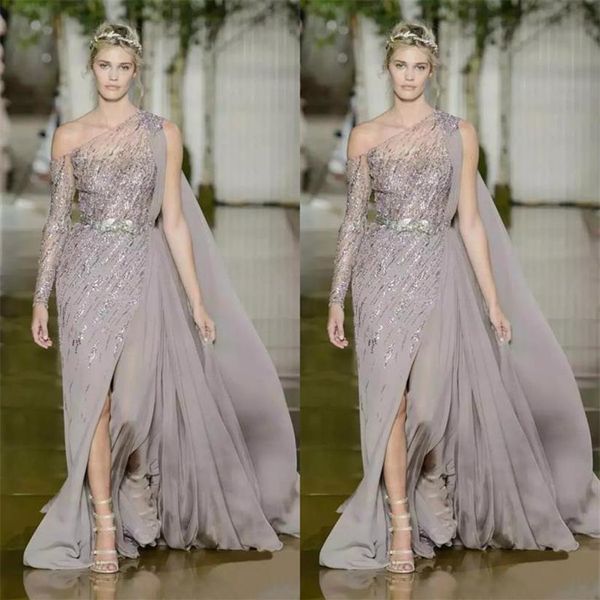 2018 Modeste Zuhair Murad Robes De Bal Avec Ceinture En Métal Tulle Paillettes A-ligne Fendue Une Épaule Grande Taille Robes De Soirée 329j