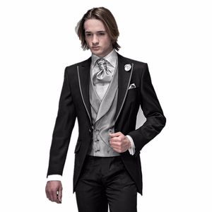 2018 Nouvelle Arrivée Italien Hommes Frac Noir Peaked Revers Costumes De Mariage Pour Hommes Garçons D'honneur Costume 3 Pièces Marié Tuxedos Pour Hommes Costume Marié