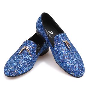 Nieuwe blauwe en hemel blauwe kleuren handgemaakte klassieke mannen loafers met gouden metalen kwasten Party heren lederen schoenen