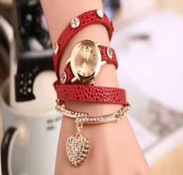 2018 NIEUWE FASOM DRUILS KLEDINGS HULPELS LEDER REKKOORD Polshorden Ladies Quartz Women Long Chain Luxury Vintage PolsWatch8707960