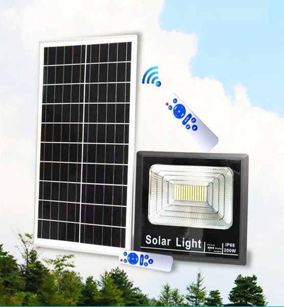 2018 Nuevas luces de seguridad para exteriores a prueba de agua IP68 Luz de inundación LED de energía solar Iluminación solar para jardín Lámpara de pared LED 20W 40W 60W 120W 5594314