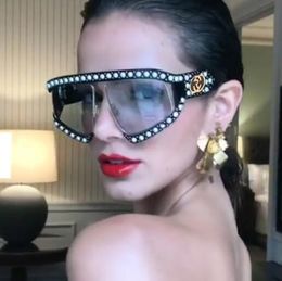 2018 Nueva perla remache Europa Estados Unidos Marca Gafas de sol Mujer Gafas de sol Gafas de gran tamaño