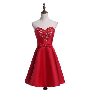 2018 nieuwe sexy korte rode prom jurken satijn een lijn plus size vloer-lengte formele avond homecoming feestjurk QC1143