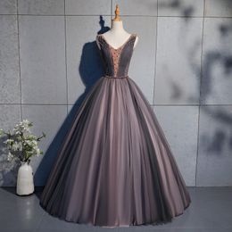 2018 nieuwe sexy v-hals kant kralen baljurk quinceanera jurken pailletten lace-up zoete 16 jurken debutante 15 jaar feestjurk BQ79