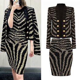 Nieuwe stijl topkwaliteit dames gebreide vest klassiek metalen leeuw gezicht knop driedelige set hot fix strass jas bijpassende rok vest