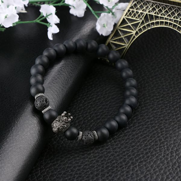 2018 más nuevo 8,5mm corona cabeza de león brazalete de aleación negro Lava con cuentas pulsera de hombre joyería bonito regalo pulsera de hombre