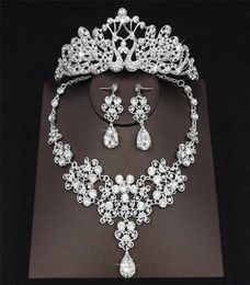 2018 Nieuwste Druppel Strass Bruiloft Sieraden Set Ketting Kroon Tiara Kroon Oorbellen Hoofddeksels Kralen Driedelige Feest Bruids Acc5092972