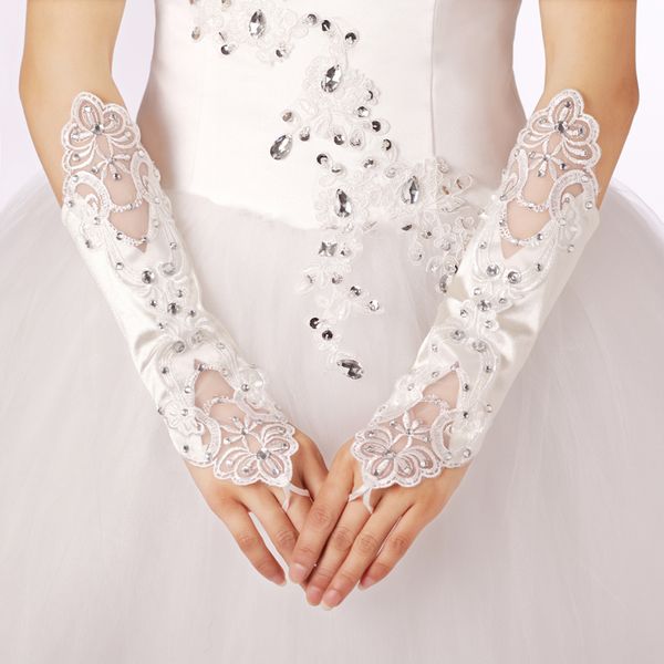 2018 plus récent coude longueur gants de mariage blanc sans doigts dentelle appliques robe de mariée accessoires gants de mariée