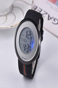 2018 Newtop Quality Watch Wristwatch Light La lampe Sport Mens Watch Men039s Watches6562421