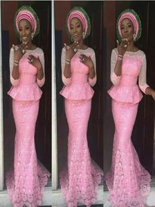 2018 Nigeriaanse jurken avondkleding met mouwen schep nek zeemeermin peplum roze kanten Afrikaanse prom -jurken1213963