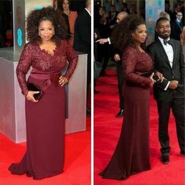 2018 Oprah Winfrey Bordeaux Lange Mouwen Lace Top Bescheiden Moeder van de Bruid Avondjurken Custom Plus Size Celebrity Red Carpet222i