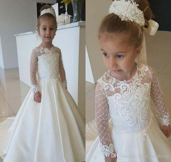 2019 Livraison Gratuite Princesse Pas Cher Belle Sainte Blanc Fleur Fille Robes Enfant Manches Longues Jolis Enfants Première Robe De Sainte Communion