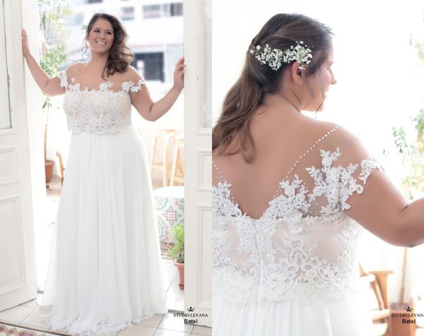 2018 Sheer Neck Boho Vestido de novia de talla grande con mangas Apliques de lentejuelas Gasa plisada V Sin espalda Vestidos de novia de playa Diseñador barato