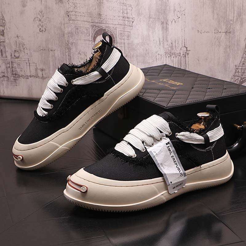 Herren Sneakers Luxus Designer männliche Schuhe Hochwertige Segeltuchschuhe Mode Sexy Slim Plateauschuhe