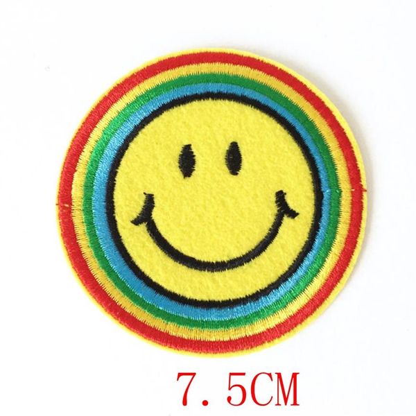 2018 Pegatinas Parches 90s Happy Hippy Rainbow Smiley Face Iron-on Patch Applique Motif Fabric Niños Juegos Dartboard Decal330m