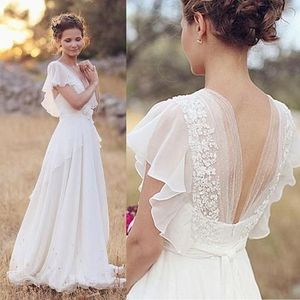 Gasa de verano Una línea de vestidos de novia bohemios con mangas aleteadas Cuello en V profundo sexy Tren corto Vestido de recepción informal Cena de ensayo