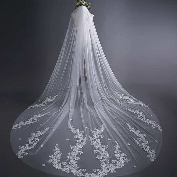 2018 photos réelles uniques Accessoires de mariée Robes de mariée Voiles Applique ivoire Dentelle Mariée Voile longueur cathédrale Accessoire de mariée pas cher