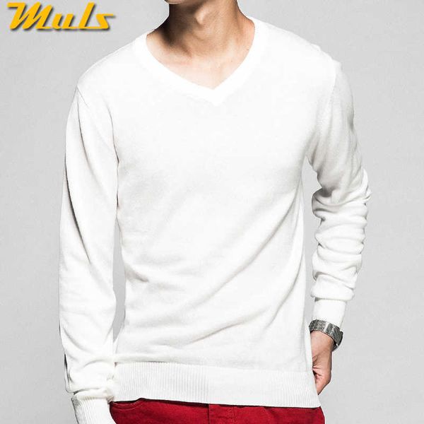 2018 V cou hommes pull pulls modèle de base coton tricoté pull de Noël pulls mâle tricots rouge noir blanc jaune Y0907