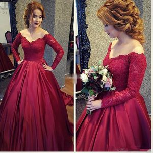 2018 vintage lange mouwen vrouwen formele avondjurken rode kant pailletten uit schouder moeder van de bruid jurk prom jurken Arabisch 31