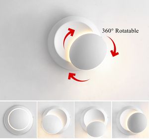 2018 Lámparas de pared Negro Blanco 90-260 V Luz de pared Lámpara de pared LED interior Dormitorio 360 ángulo de metal chapado giratorio 5 W Aplique LED Bombilla creativa