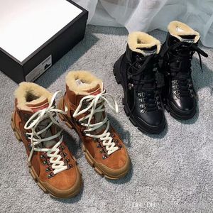 2018 inverno Martin Boots cravatta cintura caldo stivale da neve Scarpe di marca per uomo e donna Vera pelle Stivali corti con fondo spesso Taglia grande US11 12 47