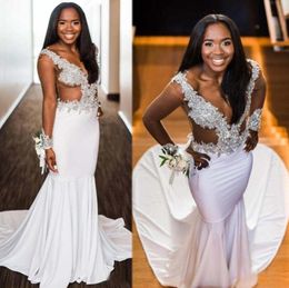 2019 Africain Sexy Sirmaid Prom porte robes de soirée manches longues voir à travers la robe de fête formelle plus la robe de concours de taille pour noir G7934800